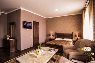 Отель Shah Palace Hotel Бишкек Улучшенный двухместный номер с 1 кроватью-3