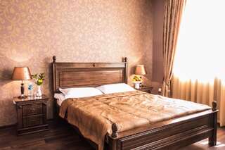 Отель Shah Palace Hotel Бишкек Улучшенный двухместный номер с 1 кроватью-5